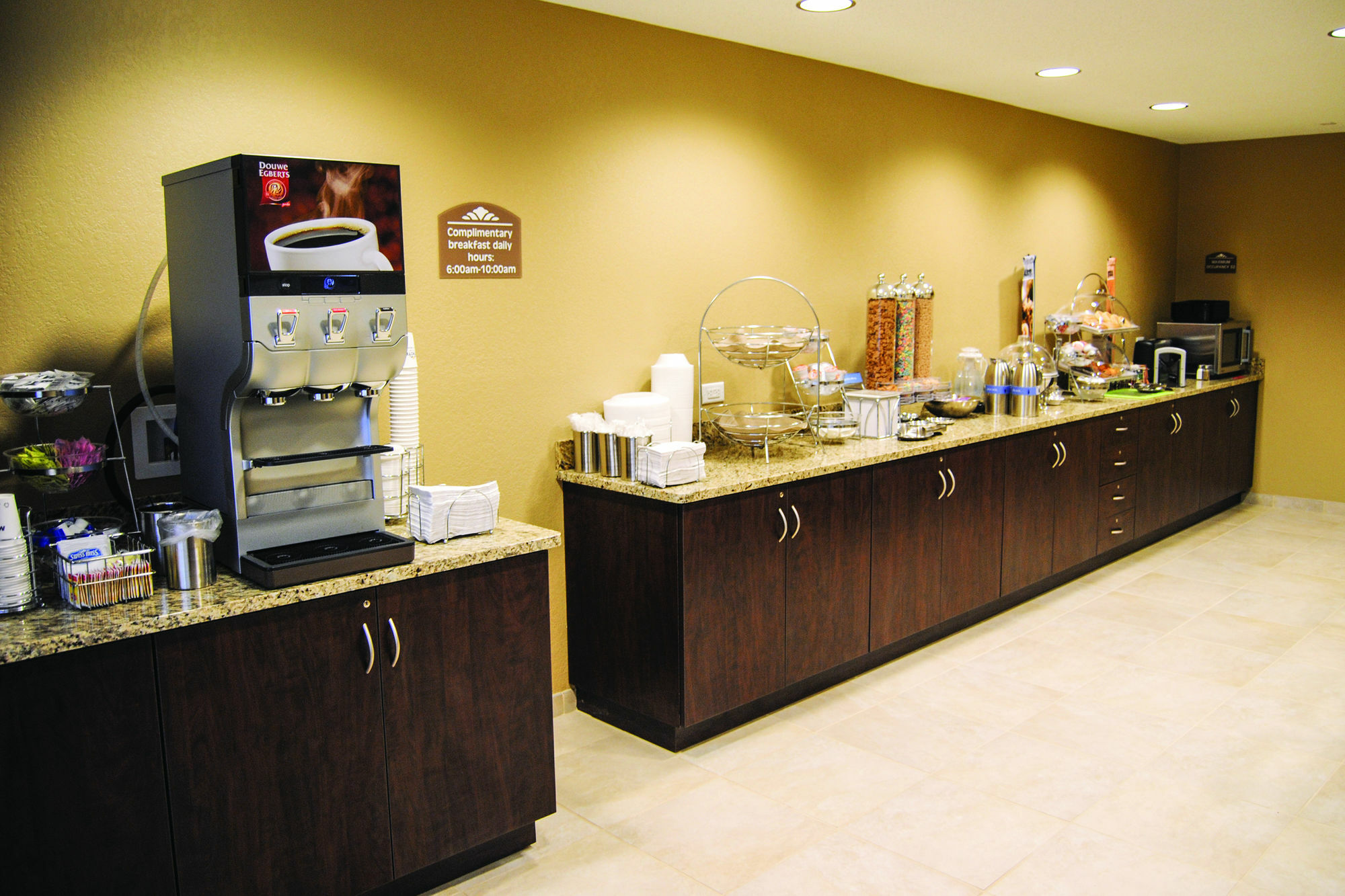 Microtel Inn & Suites By Wyndham Mineral Wells/Parkersburg Bagian luar foto